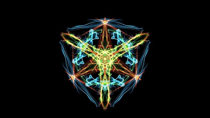 有一个超级漂亮的女朋友是一种什么体验？